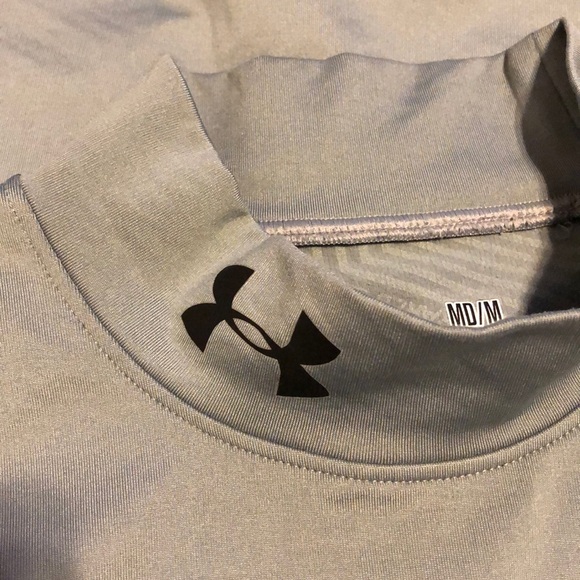 Under Armour Cold Gear Long Sleeve Shirt - Picture 4 of 6